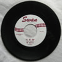 She Loves You single label
